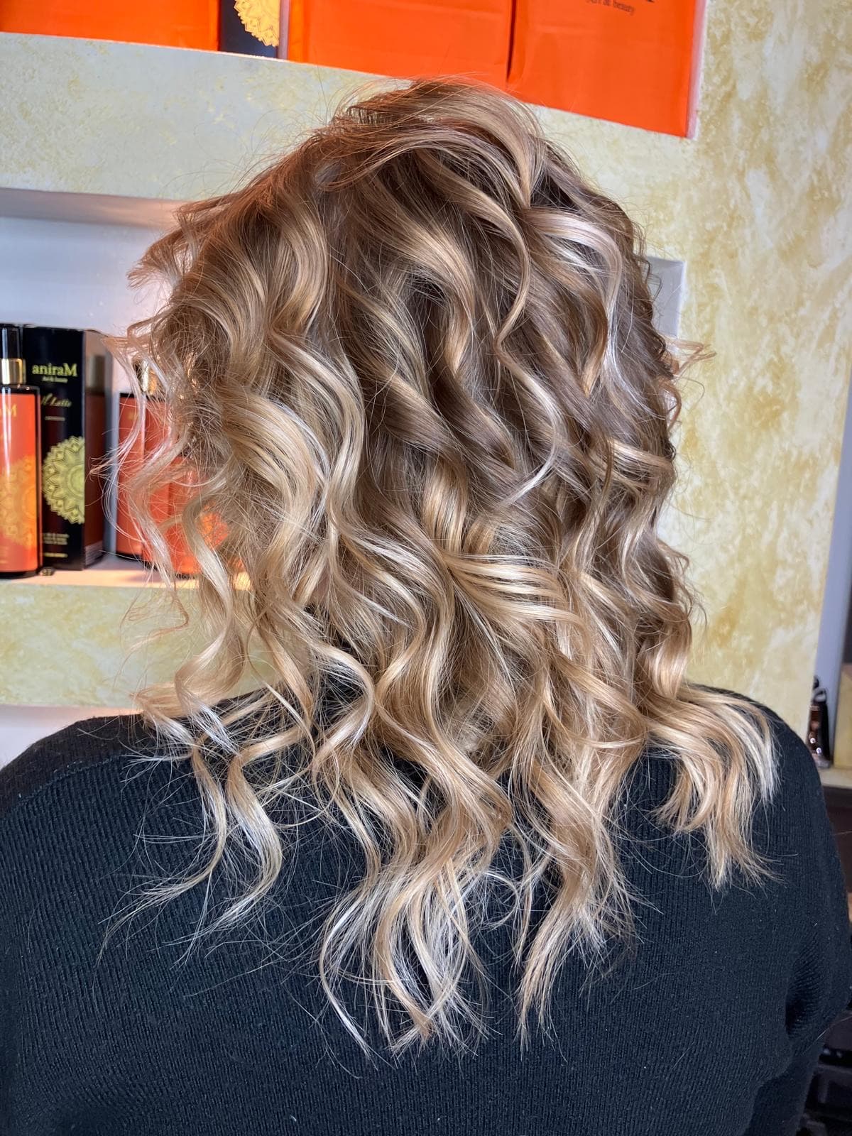 Onde biondo balayage
