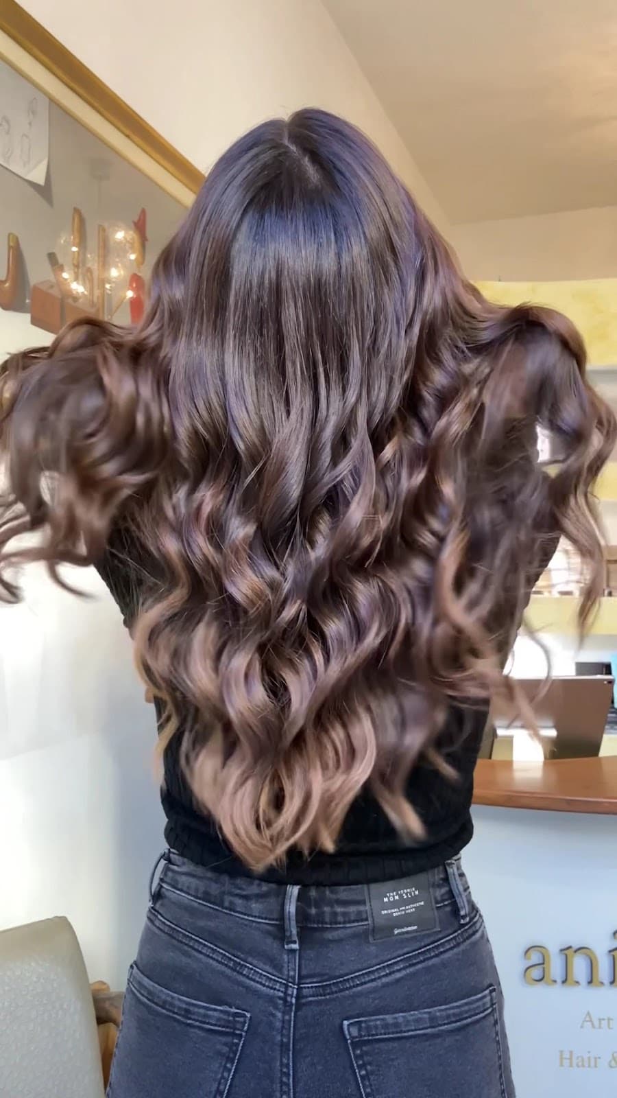 Castano balayage, onde morbide